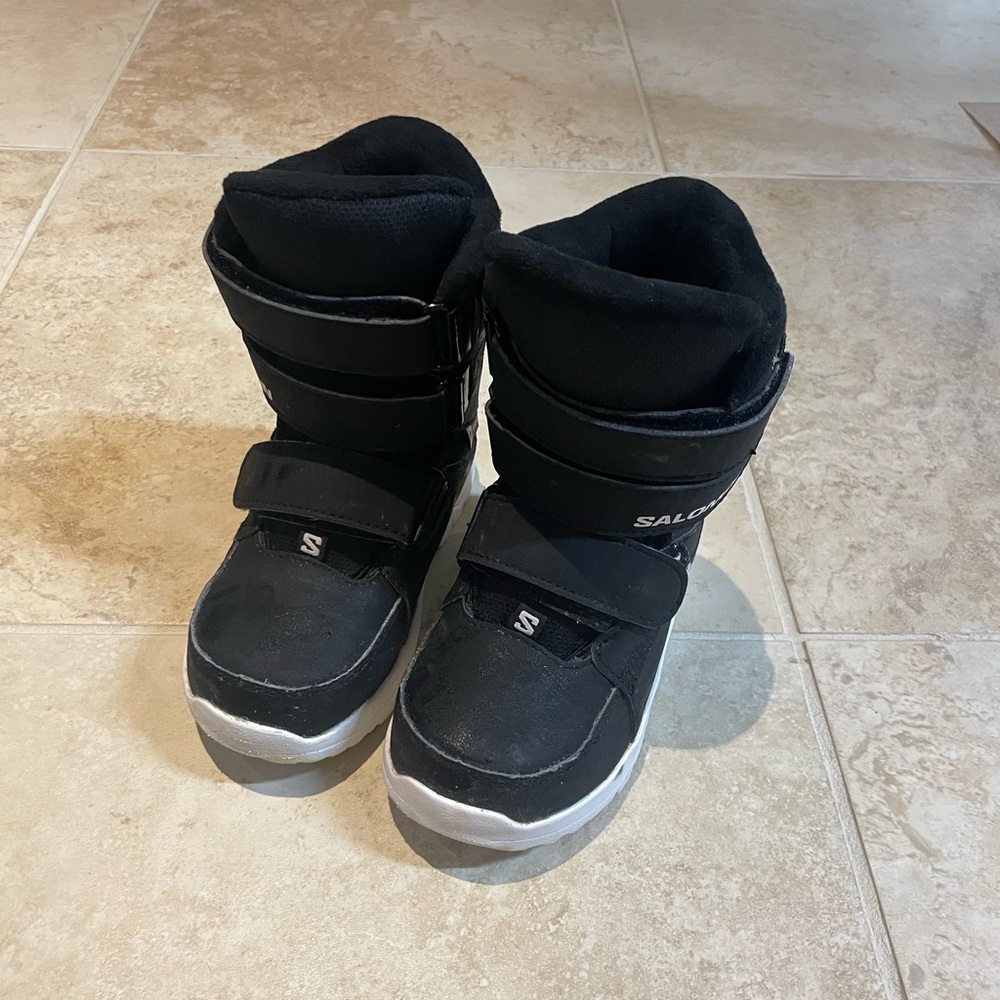 Salomon Black Snow Boots